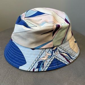 Pucci bucket hat